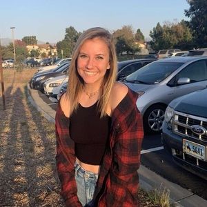 Meet your Posher, Faith